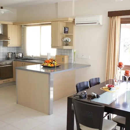 Three Bedroom With Private Pool And Landscaped Garden